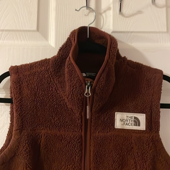 North Face Woman’s Vest - Picture 3 of 8